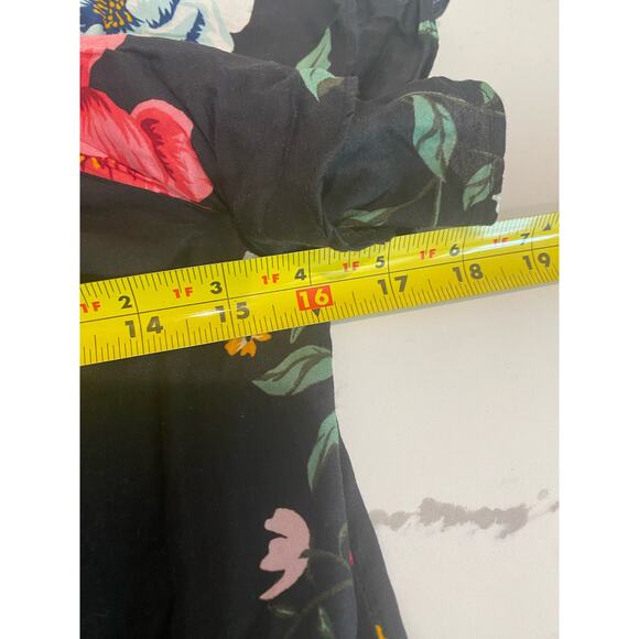Old Navy Women's Floral Off-the-Shoulder Blouse Top Black‎ Hawaiian Size Medium - Picture 5 of 6